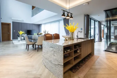 House in Chiang Mai, Thailand 4 bedrooms № 162835 - photo 5