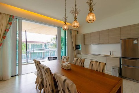 Condo in Hua Hin, Thailand, 3 bedrooms  № 160141 - photo 4