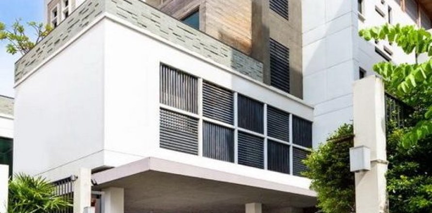 Villa in Watthana, Bangkok, Thailand 5 bedrooms № 154375