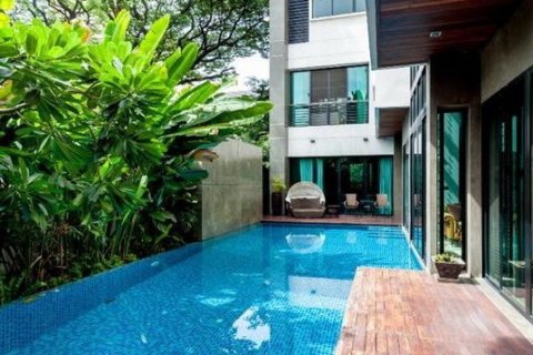 Villa in Watthana, Bangkok, Thailand 5 bedrooms № 154375 - photo 4
