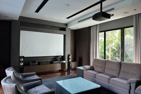 Villa in Watthana, Bangkok, Thailand 5 bedrooms № 154375 - photo 8