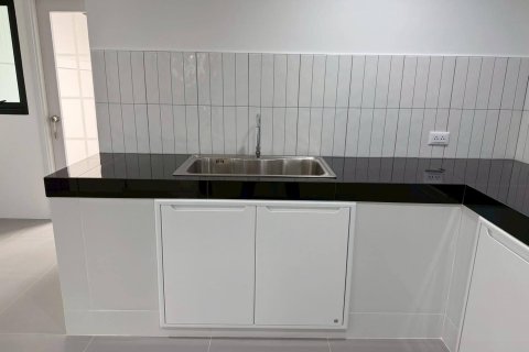 Дом в Лат Пхрау, Бангкок, Таиланд с 4 спальнями  № 154380 - фото 22