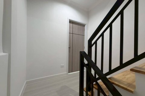 Дом в Лат Пхрау, Бангкок, Таиланд с 4 спальнями  № 154380 - фото 23