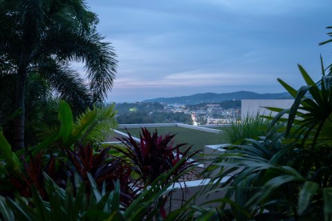 Condo in Phuket, Thailand, 2 bedrooms  № 154374 - photo 30