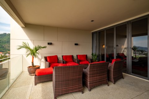 Condo in Phuket, Thailand, 2 bedrooms  № 154374 - photo 20