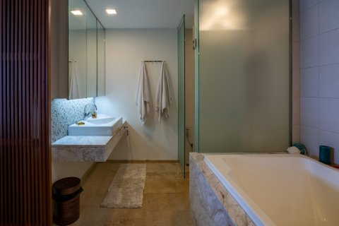 Condo in Phuket, Thailand, 2 bedrooms  № 154374 - photo 6