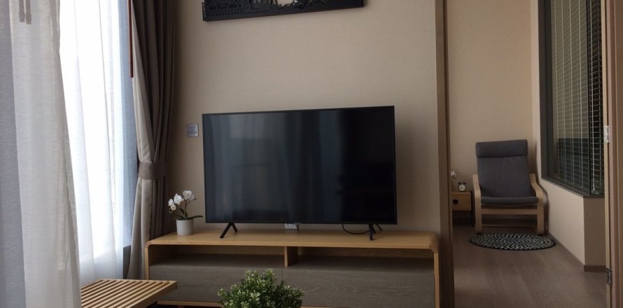 Studio in the Condo in Watthana, Bangkok, Thailand № 154378