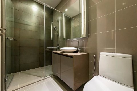 Condo à Bang Rak, Bangkok, Thaïlande, 2 chambres  № 164718 - photo 8