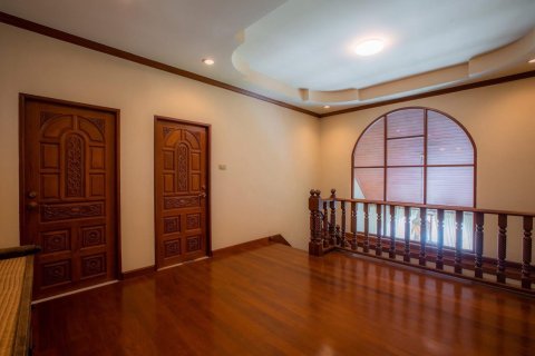 Villa à Pattaya, Thaïlande 5 chambres № 159889 - photo 23