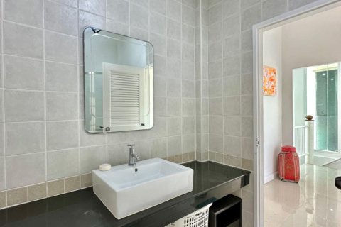 Villa in Pattaya, Thailand 3 bedrooms № 159892 - photo 20