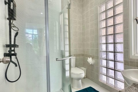 Villa in Pattaya, Thailand 3 bedrooms № 159892 - photo 18