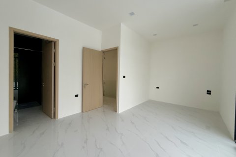Villa in Pattaya, Thailand 4 bedrooms № 159891 - photo 13