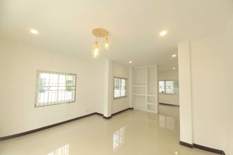 Вилла в Паттайе, Таиланд с 3 спальнями  № 159886 - фото 9