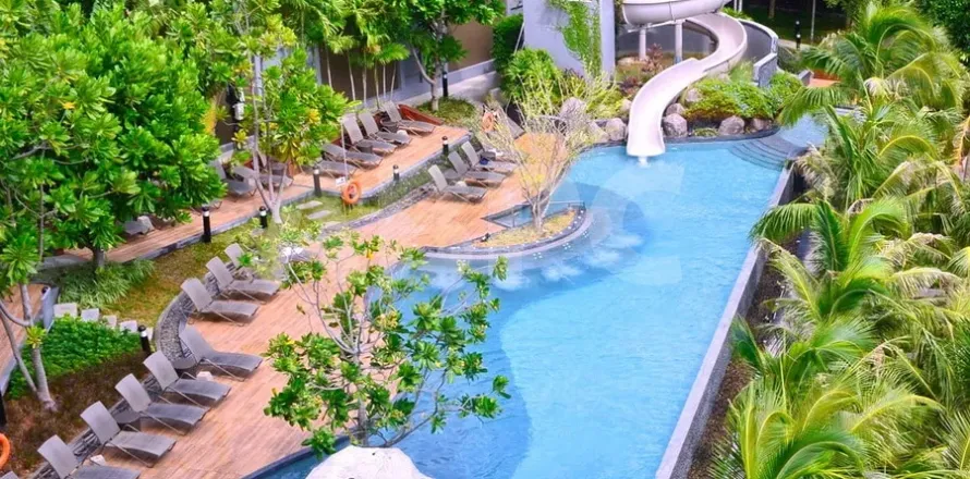 Condominio de 2 dormitorios en Pattaya, Tailandia № 211831