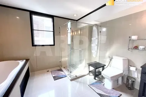 Condominio de 2 dormitorios en Pattaya, Tailandia № 211832 - foto 4