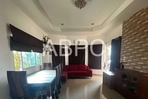 Casa de 3 dormitorios en Pattaya, Tailandia № 211833 - foto 6