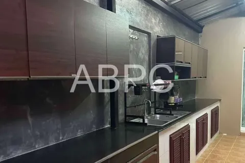 Casa de 3 dormitorios en Pattaya, Tailandia № 211833 - foto 5