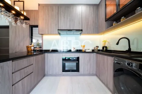 Casa de 3 dormitorios en Pattaya, Tailandia № 211829 - foto 9