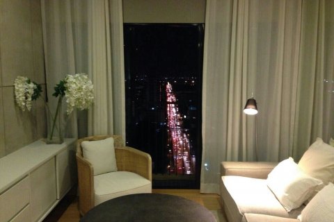 Condo in Phaya Thai, Bangkok, Thailand, 2 bedrooms  № 143879 - photo 2