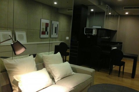 Condo in Phaya Thai, Bangkok, Thailand, 2 bedrooms  № 143879 - photo 4