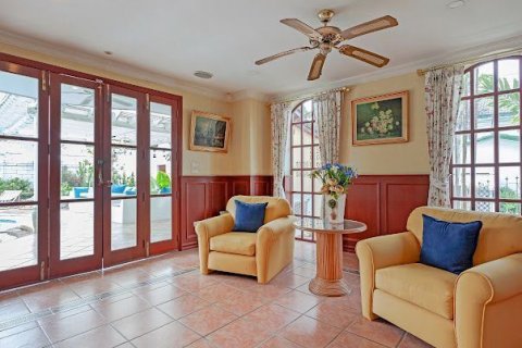 Villa in Pattaya, Thailand 6 bedrooms № 136322 - photo 9