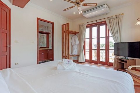 Villa in Pattaya, Thailand 6 bedrooms № 136322 - photo 25