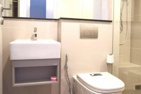 Кондоминиум с 2 спальнями в Сатхоне, Бангкок, Таиланд № 136323 - фото 9