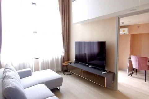 Кондоминиум с 2 спальнями в Сатхоне, Бангкок, Таиланд № 136323 - фото 2