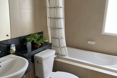 Condo à Watthana, Bangkok, Thaïlande, 2 chambres  № 160506 - photo 5