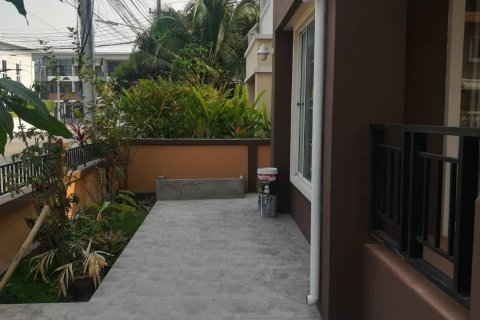 Maison à Hang Dong, Thaïlande 3 chambres № 160503 - photo 8