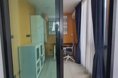 Condo à Khlong Toei, Bangkok, Thaïlande, 2 chambres  № 160502 - photo 9