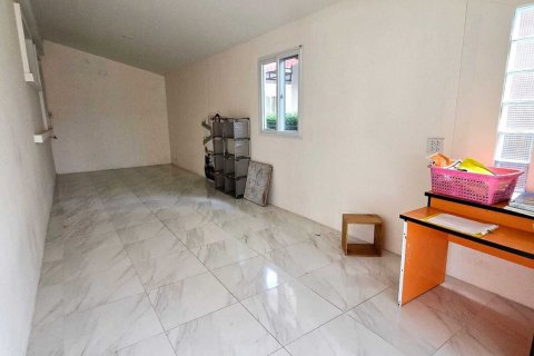 House in San Sai, Thailand 3 bedrooms № 160505 - photo 22