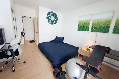 Condo in Huai Khwang, Bangkok, Thailand, 2 bedrooms  № 160507 - photo 8