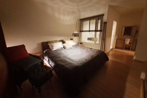 Condo in Huai Khwang, Bangkok, Thailand, 2 bedrooms  № 160507 - photo 13