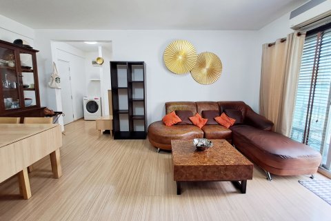 Condo in Huai Khwang, Bangkok, Thailand, 2 bedrooms  № 160507 - photo 4