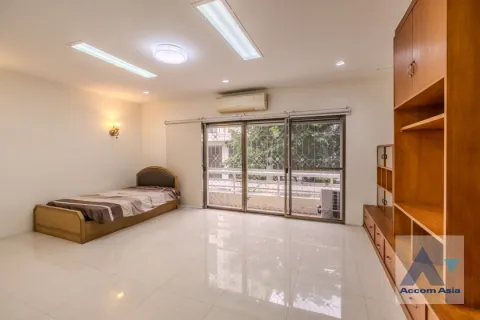 Reihenhaus in Watthana, Bangkok, Thailand 5 Schlafzimmer № 220408 - Foto 17