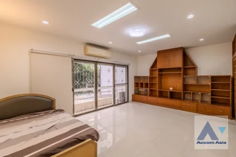Reihenhaus in Watthana, Bangkok, Thailand 5 Schlafzimmer № 220408 - Foto 18