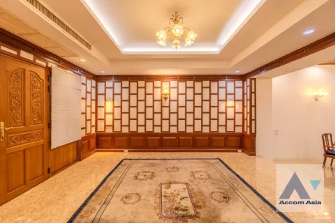 Reihenhaus in Watthana, Bangkok, Thailand 5 Schlafzimmer № 220408 - Foto 4