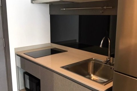 Студия в кондо в Пхракханонге, Бангкок, Таиланд № 151971 - фото 3