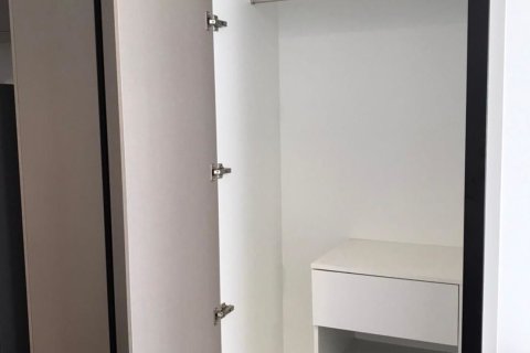 Студия в кондо в Пхракханонге, Бангкок, Таиланд № 151971 - фото 4