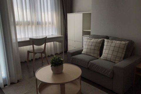 Студия в кондо в Пхракханонге, Бангкок, Таиланд № 151971 - фото 1