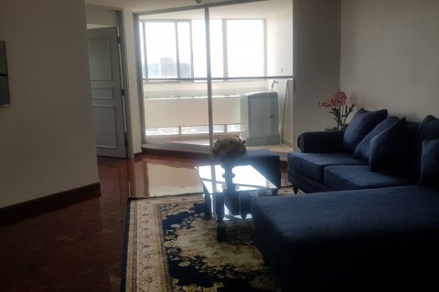 Condo à Watthana, Bangkok, Thaïlande, 2 chambres  № 200645
