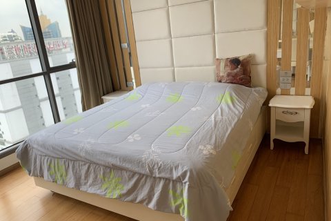 Condo à Watthana, Bangkok, Thaïlande, 2 chambres № 200651 - photo 7