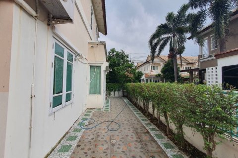 Townhouse in Bang Kruai, Thailand 2 bedrooms № 141676 - photo 5