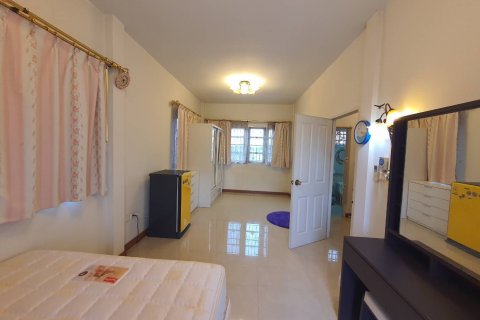 Townhouse in Bang Kruai, Thailand 2 bedrooms № 141676 - photo 14