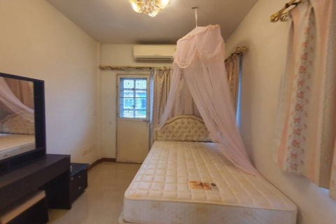 Townhouse in Bang Kruai, Thailand 2 bedrooms № 141676 - photo 2