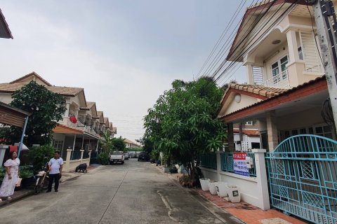 Townhouse in Bang Kruai, Thailand 2 bedrooms № 141676 - photo 23