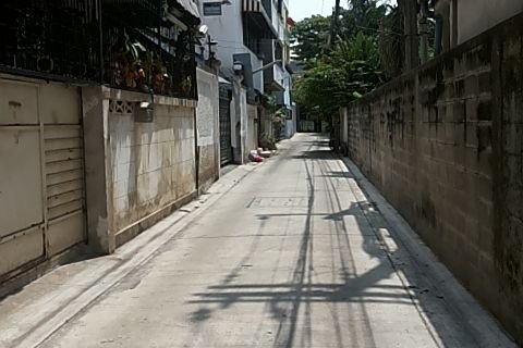 Land in Dusit, Bangkok, Thailand 652 sq.m. № 171670 - photo 8