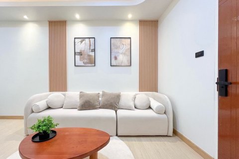 Penthouse in Bang Phlat, Bangkok, Thailand 2 bedrooms № 171672 - photo 7