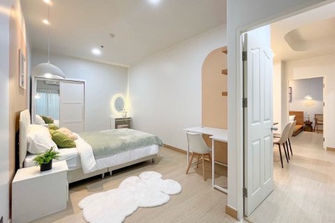 Penthouse in Bang Phlat, Bangkok, Thailand 2 bedrooms № 171672 - photo 11